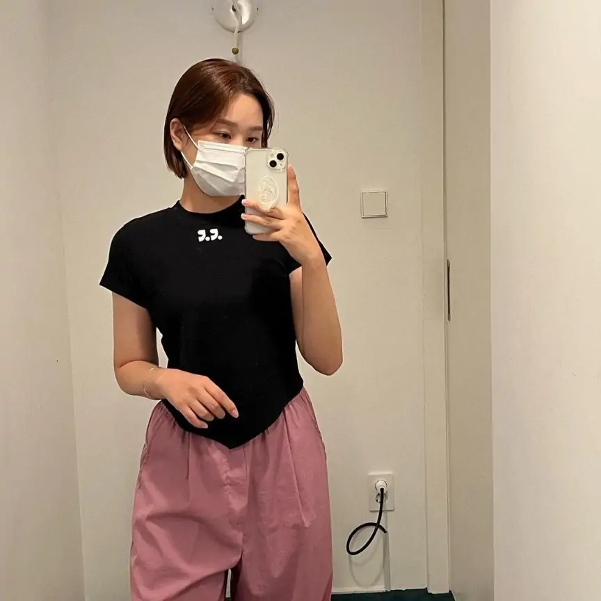 韓国 rest&recreation tシャツ ブラック – Simpl White